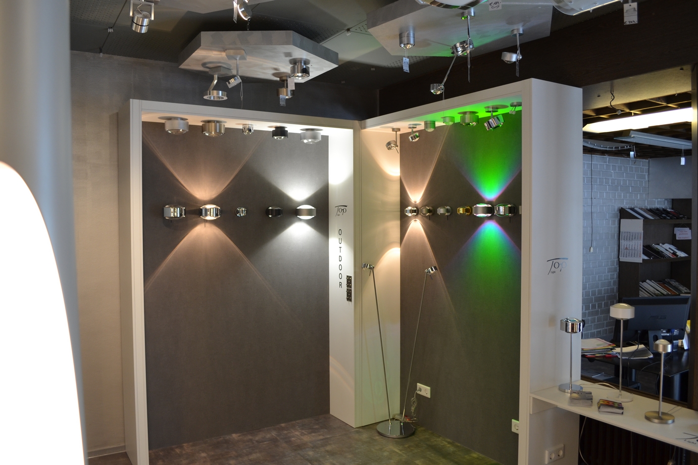 Showroom Ausstellung Lampen Schubert in Mönchengladbach.