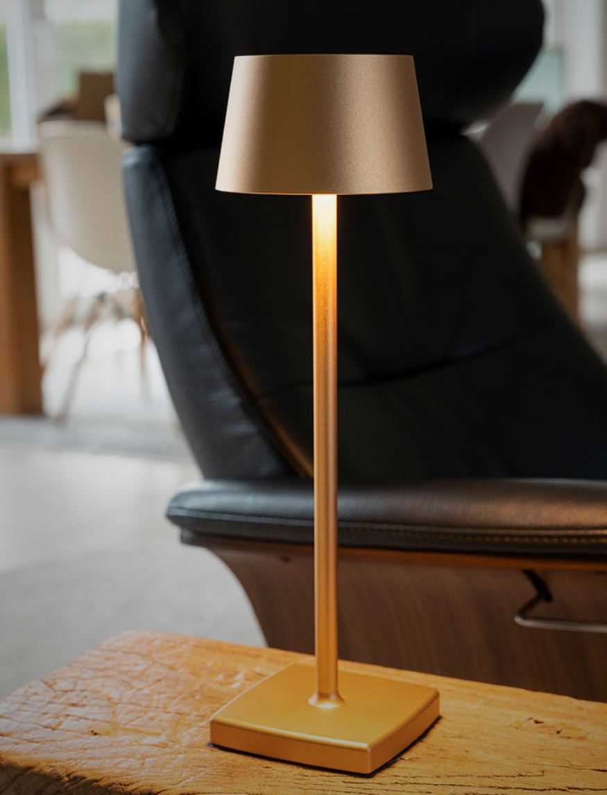 orange one powerd by toplight geniale akku led tischleuchte portabel aufladbar dimmbar schwarz