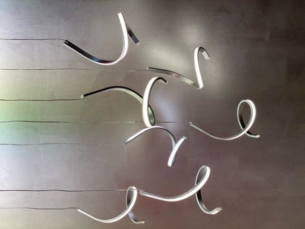 Ausstellungsstück Braga Tape LED Kronleuchter 6-flammig Blattsilber 2133SM-13 dezentraler Baldachin dimmbar