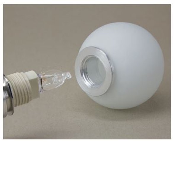 TopLight_Lichtspiegel_BulbLine_Ausstellung_Lampen_Schubert_Moenchenladbach