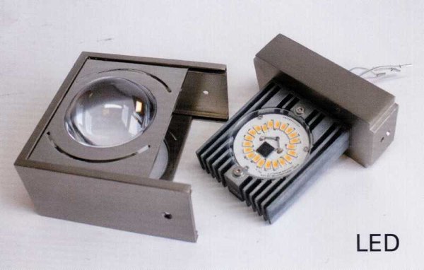 Exhibition piece Top Light LED wall lamp Focus 100-LED 2-101001-LED
